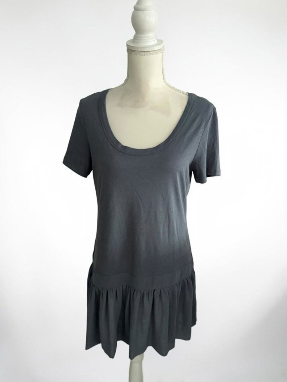 LOGO LORI GOLDSTEIN Gray Tunic Basic Top Size Small